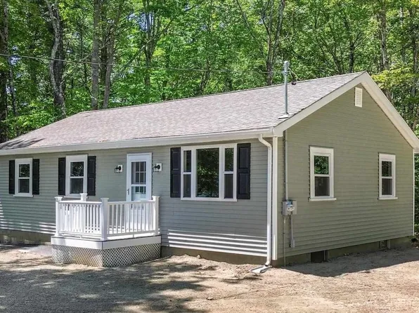 429 Main Street, Danville, NH 03819