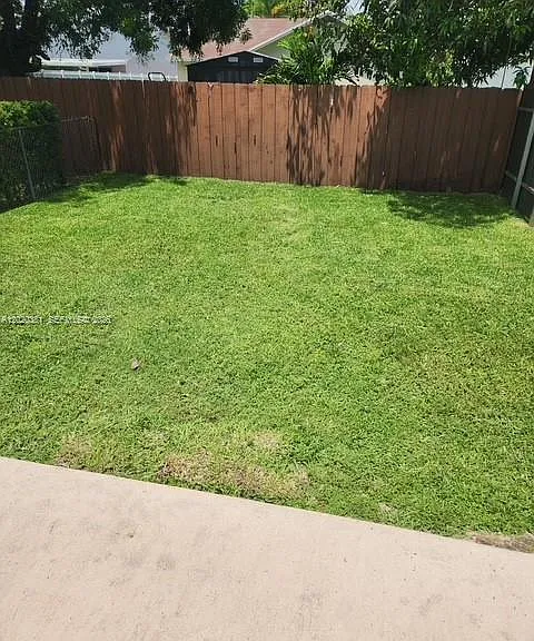 16940 SW 94th Ave #0 — Photo 17