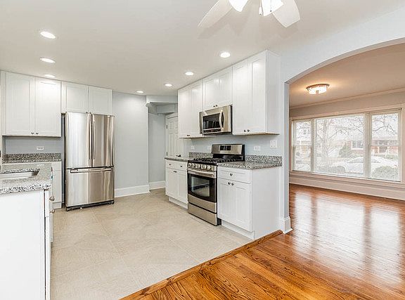 5th image of 1800 N 22nd Ave