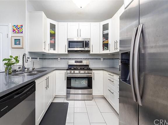 2nd image of 13133 Le Parc Unit 201