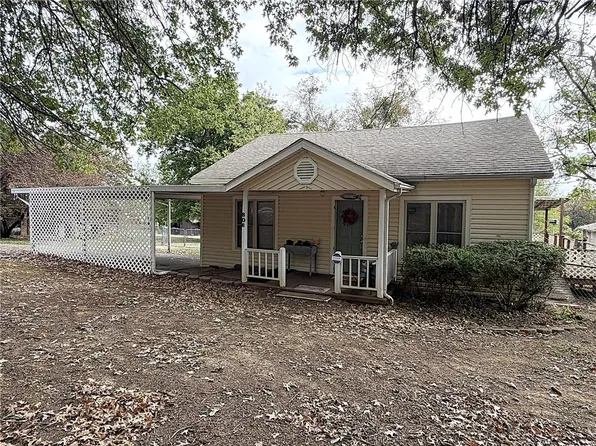 806 Buena Vista Ave, Van Buren, AR 72956