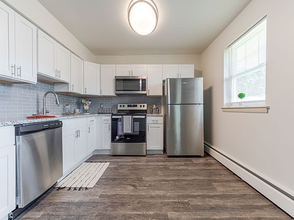 2nd image of 757 E Main St APT M110