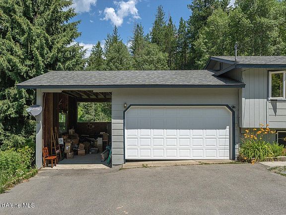 3rd image of 251 E Park Dr