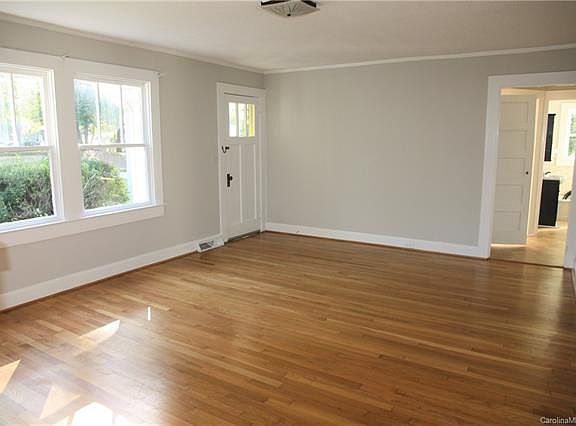 3rd image of 422 W Central Ave
