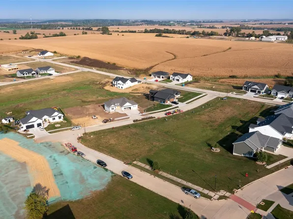 406 16th Pl SW, Mount Vernon, IA 52314