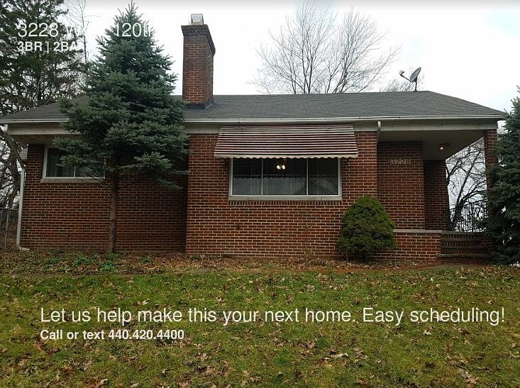 1st image of 3228 W 120th St