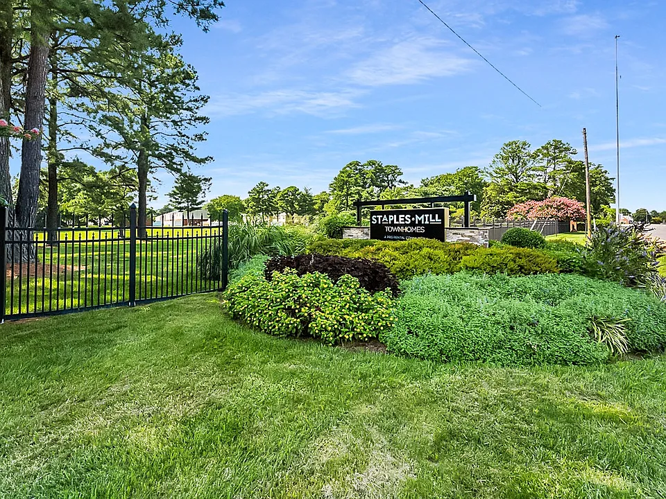 Staples Mill Townhomes