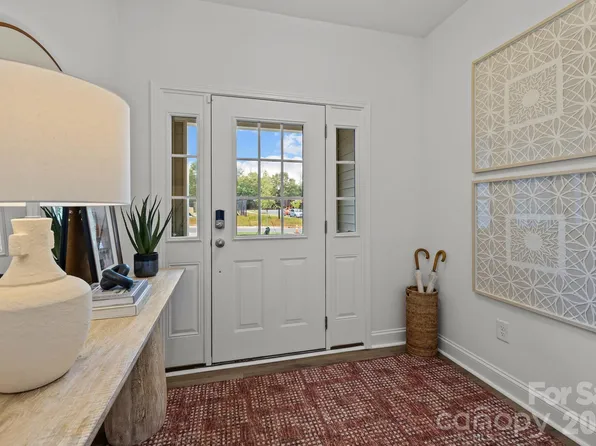 2214 Gladwyne Pl, Charlotte, NC 28269