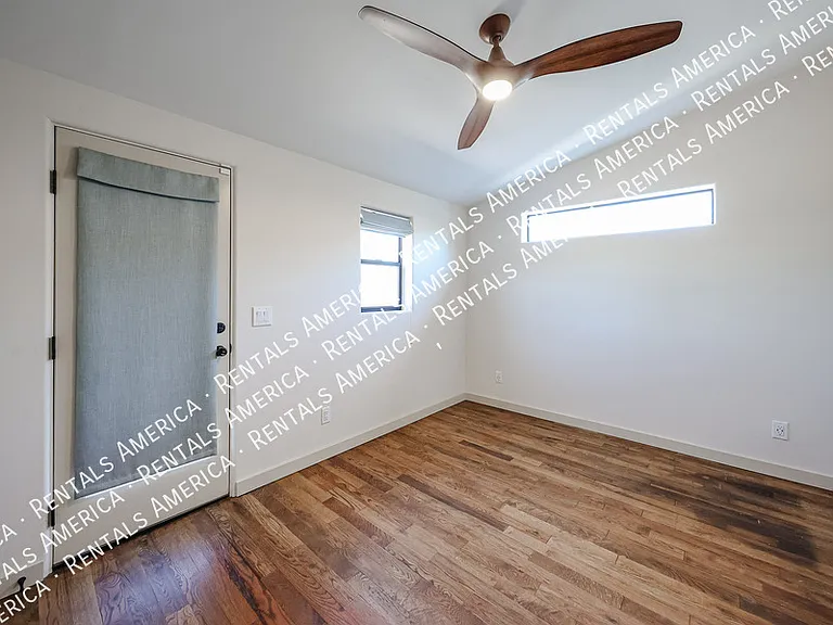 3809 N 9th St — Photo 29