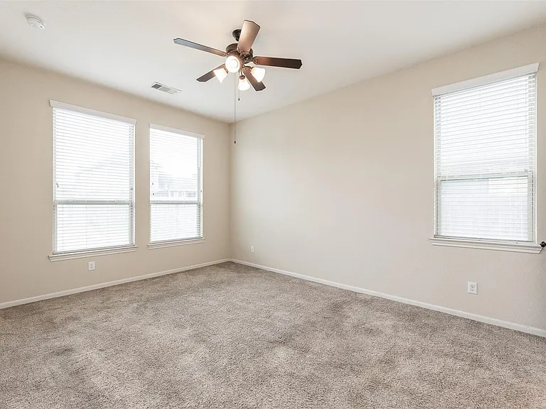 24943 Blue Mountain Park Ln — Photo 17
