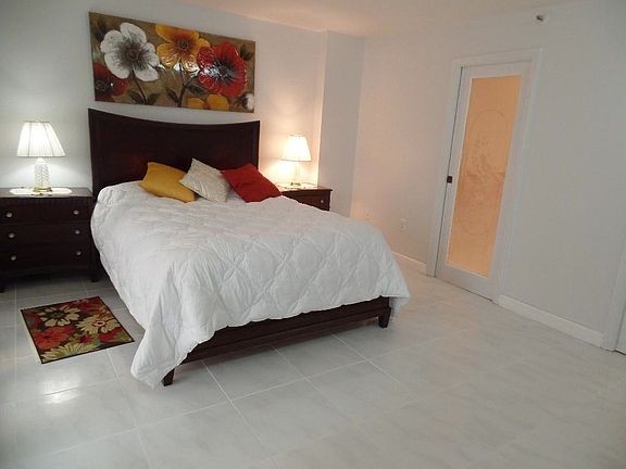 5th image of 1621 Collins Avenue # Fl 4th