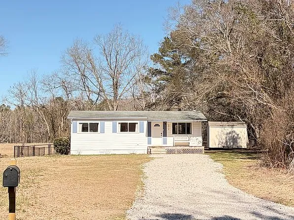374 Lee Road 14, Auburn, AL 36830