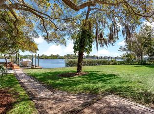 754 Bayshore Dr, Tarpon Springs, FL 34689