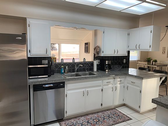 Kitchen Looking to AZ Room