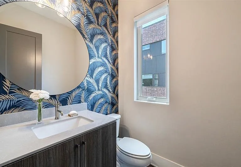 1227 Chelsea Cir NW — Photo 45
