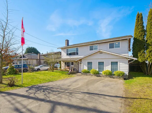 5927 184th St, Surrey, BC V3S 4N2