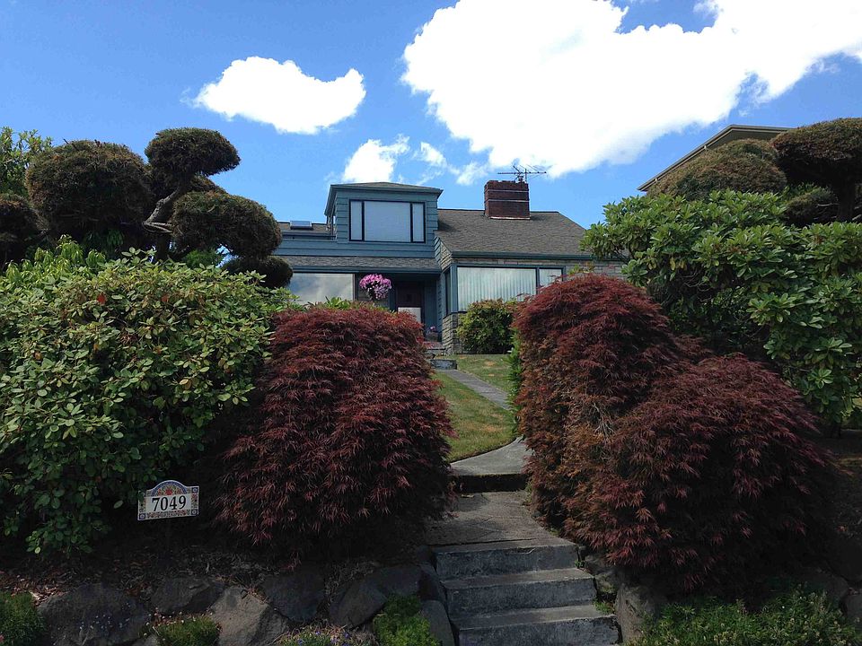 1st image of 7049 52nd Ave NE