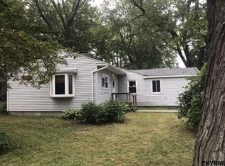 65 N Bridge Dr, Albany, NY