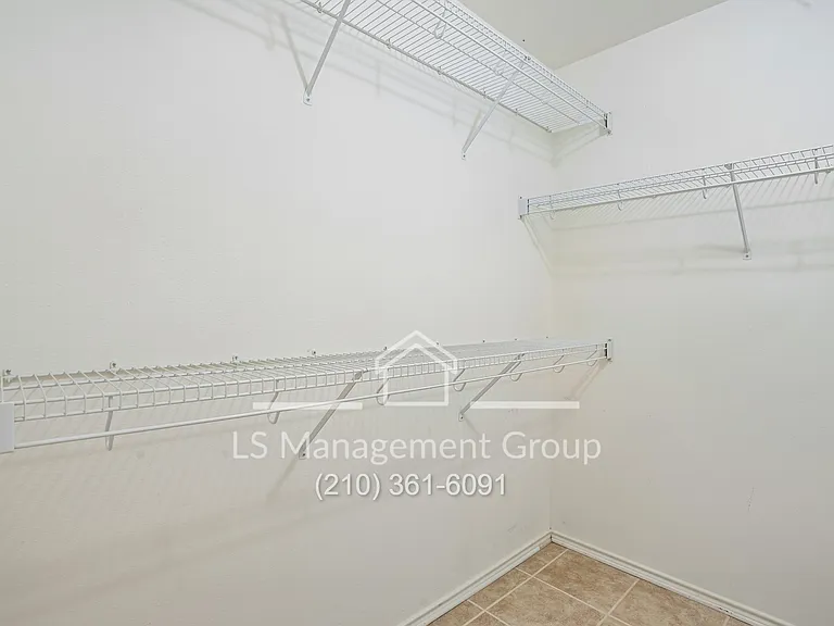 14343 Markham Gln — Photo 24