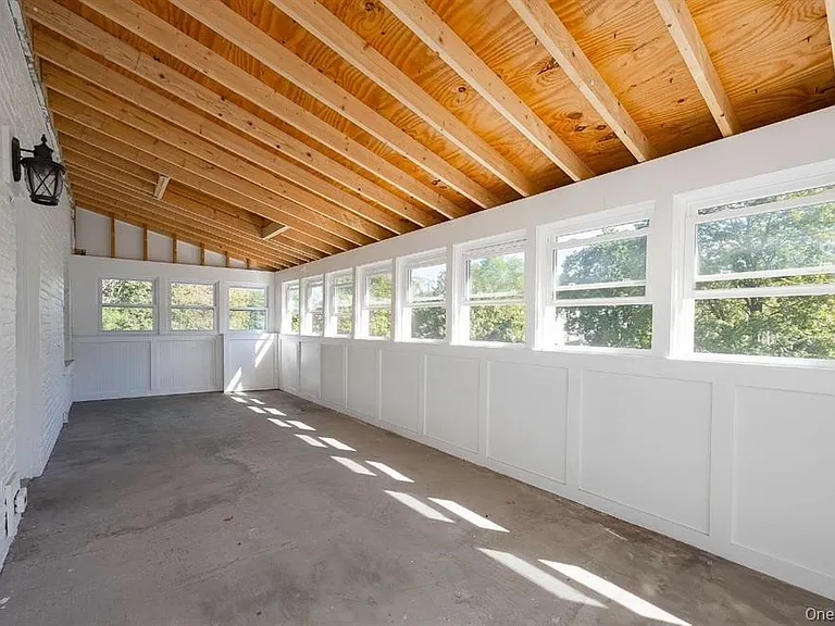 2676 W Main St — Photo 14