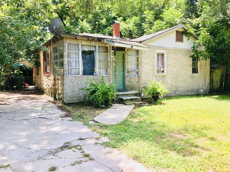 2nd image of 3322 Nolan St