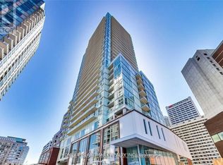 33 Helendale Ave #1018, Toronto, ON M4R0A4
