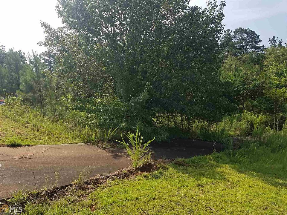 1st image of 123 Mill Creek Ln