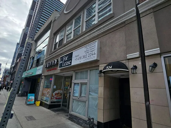 524 Yonge St #204, Toronto, ON M4Y 1X9