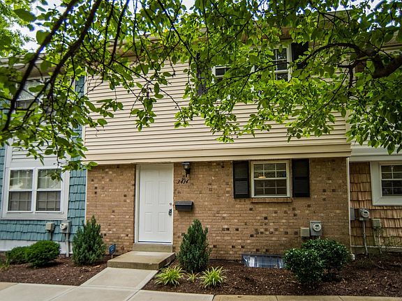 2nd image of 3414 Amberway Ct