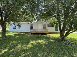 210 Spring St, Stockton, MO 65785