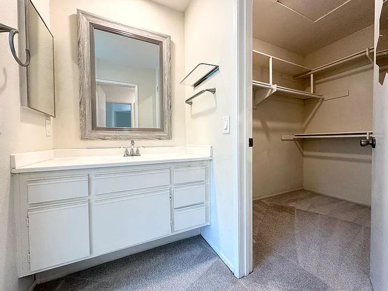 166 Stanford Ct — Photo 19