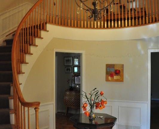 3rd image of 108 Avawam Dr