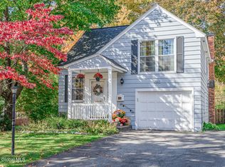 227 Eastholm Rd, Schenectady, NY 12304