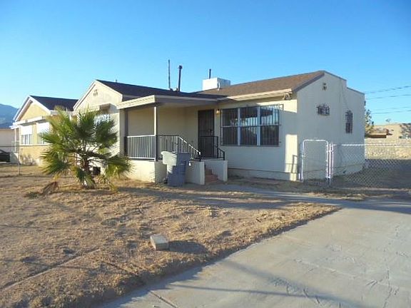 3rd image of 5713 Manila Dr