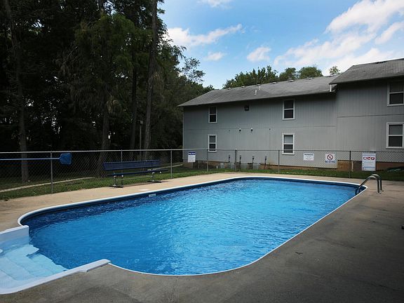 3rd image of 69 Ash St APT C