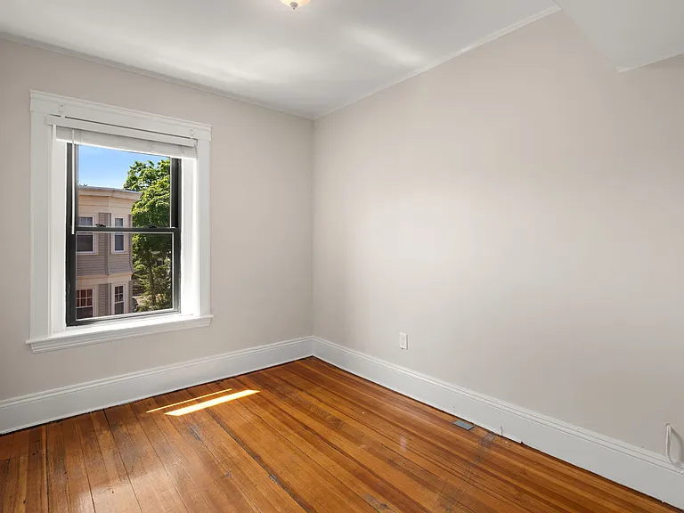 22 Linden Pl #2 — Photo 9