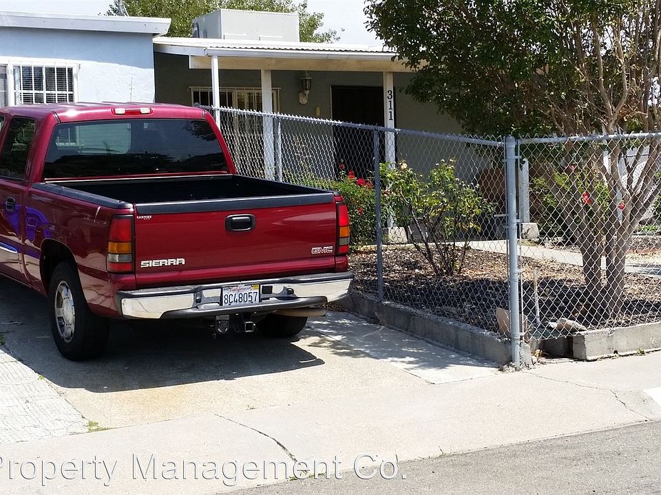 1st image of 311 Bonnie Dr
