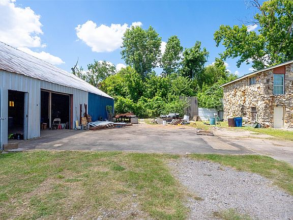 4th image of 1939 Hopper Rd