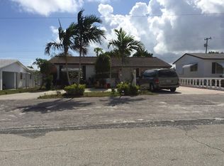 232 SW 6th Ave, Boynton Beach, FL 33435