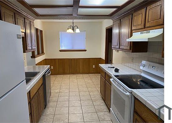 2nd image of 3708 Beal Ave