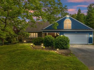 248 Fairway Cir, Cross Junction, VA 22625