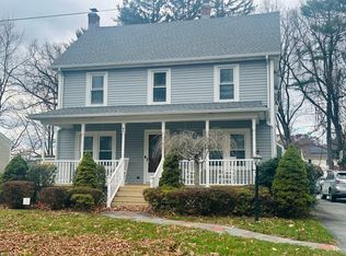 40 Peekskill Ave, Springfield, MA 01129