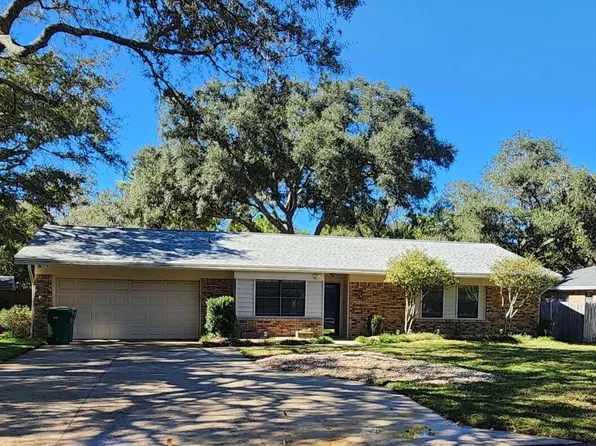 665 Saint Lucia Cv, Niceville, FL 32578