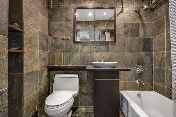 Sold by Compass | media 17