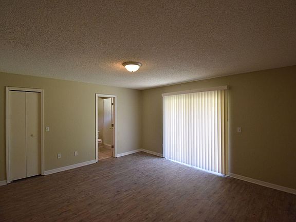 5th image of 345 Providence Blvd #7
