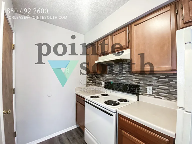 504 Wood Crest Way — Photo 9