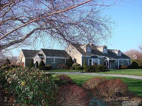 1st image of 2110 Country Club Dr