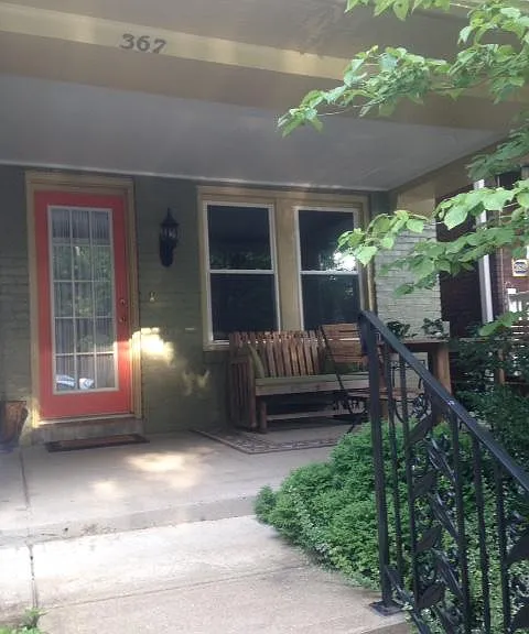 365 Spahr St — Photo 2