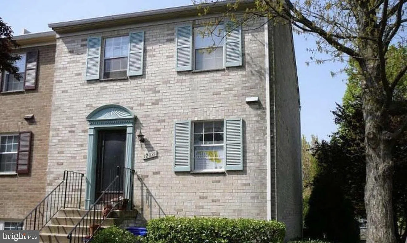 5 bed, 3.5 bath, 1435 sqft, $3,200 — Photo 1