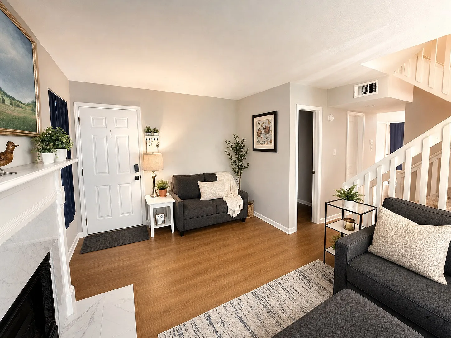 2 bed, 1.5 bath, 1129 sqft, $1,500 — Photo 3